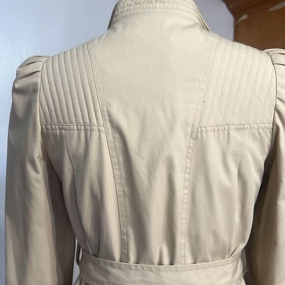 Vintage trench coat - Picture 9 of 16